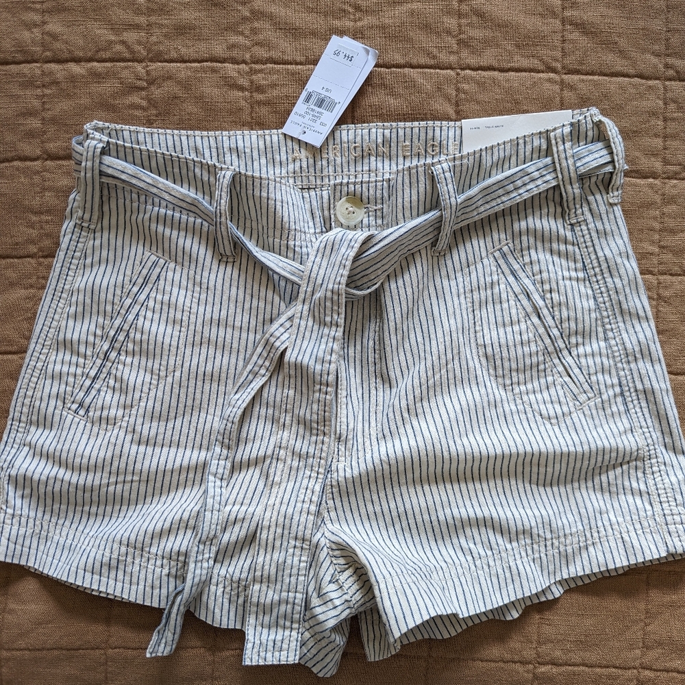 NWT paper bag American Eagle shorts
